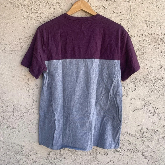 Apt 9 Men’s Maroon Gray Color Block Premium Flex Short Sleeve T-shirt Size Large - Picture 3 of 3